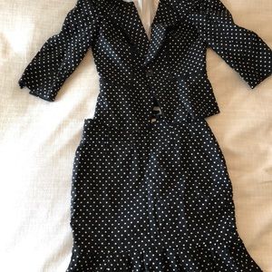 White House black market skirt and blazer outfit